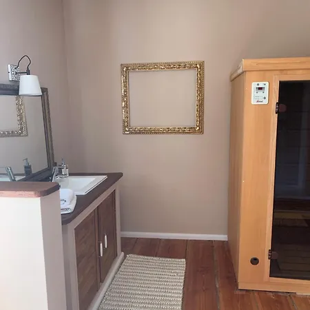 Gutshaus Schwarzenhof *