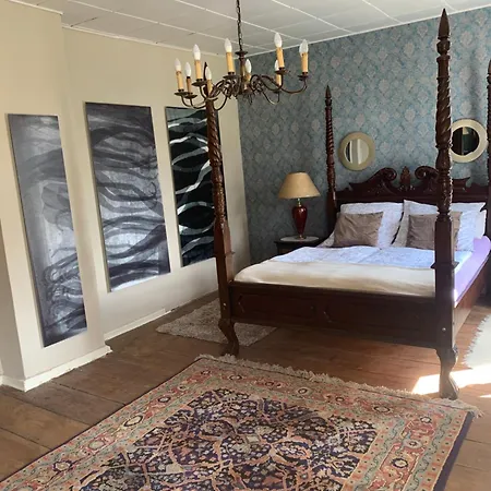 Gutshaus Schwarzenhof Country house Dargun